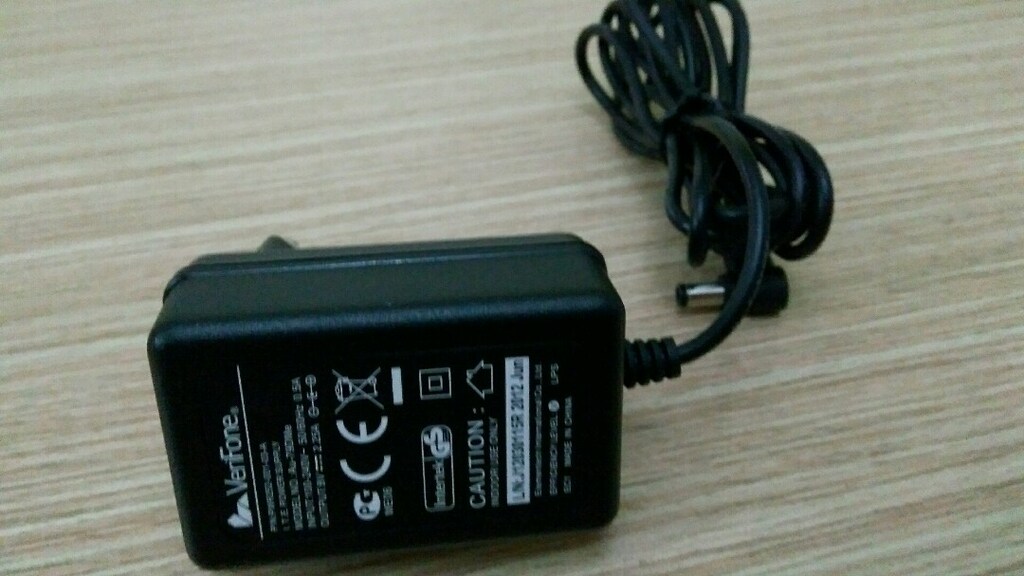 Siyah renk şarj Adaptörü, 8 volt 2,25 Amper - 7