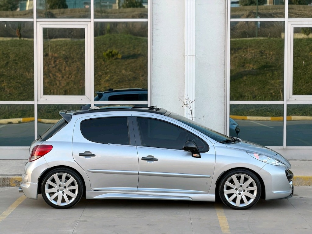 Peugeot 207 1.6 Cam Tavanlı - 4