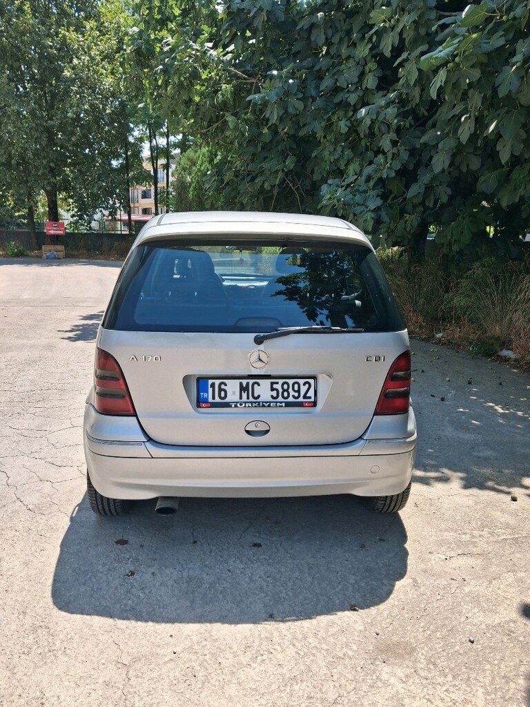 Mercedes - 8