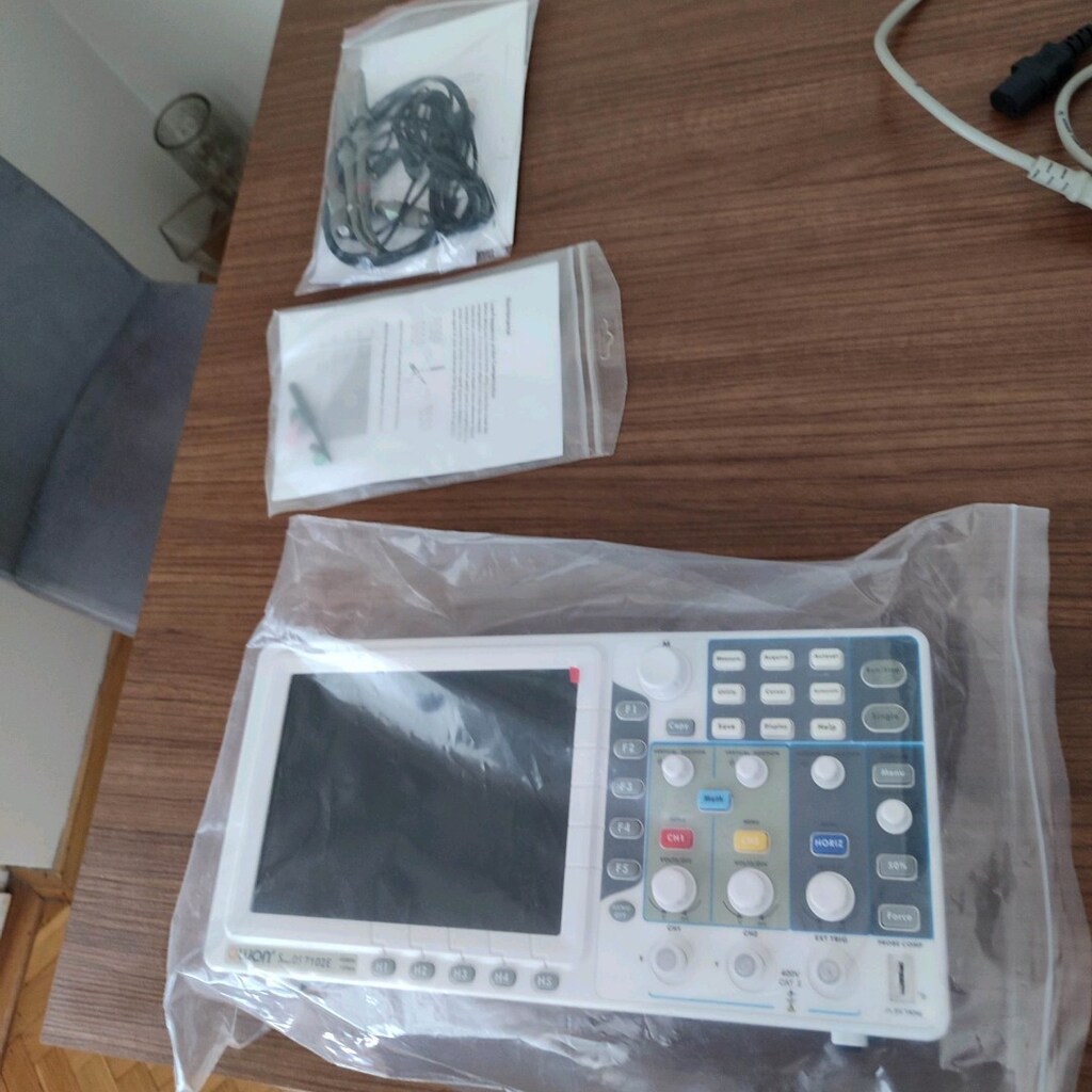 Osiloskop Owon SDS7102E 100Mhz - 5