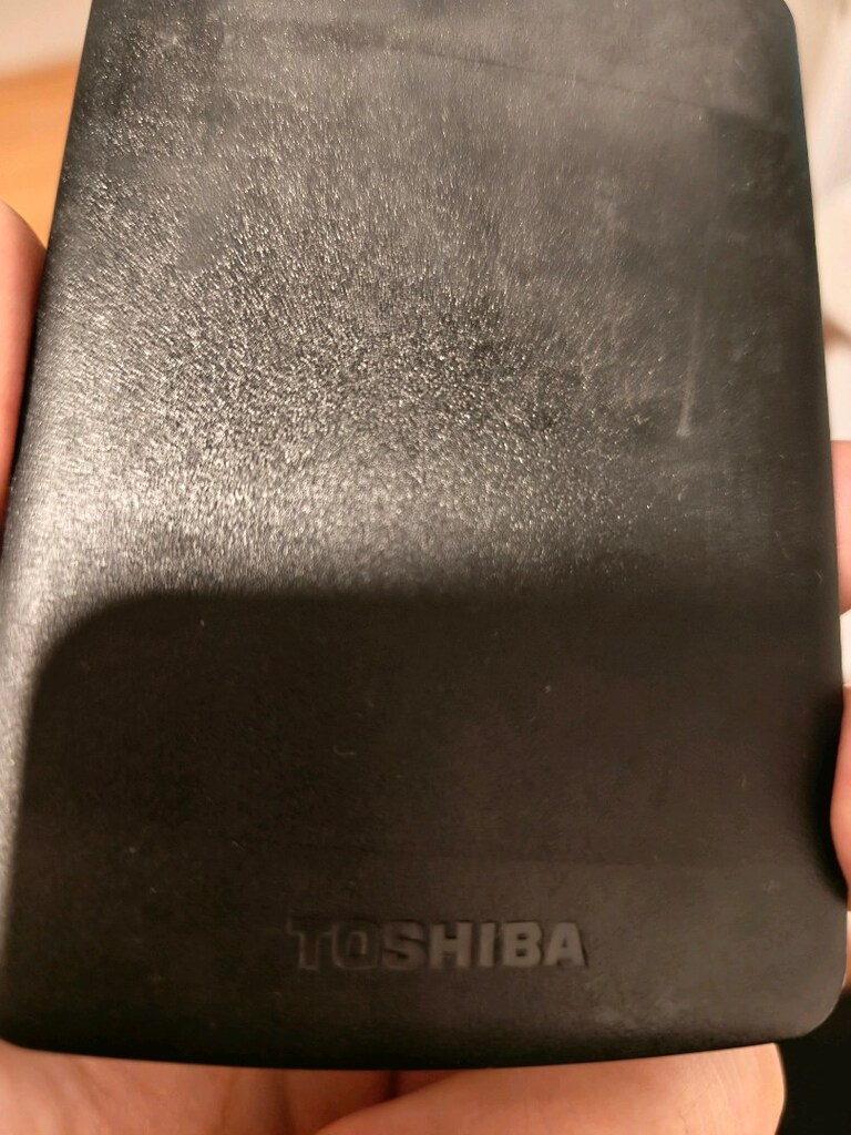 Toshiba marka external harddisk 1 TB 3.0 - 5