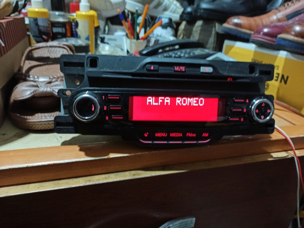 orjinal Fiat çerçevesinde oto teyp sorunsuz çalışır durumda - 3