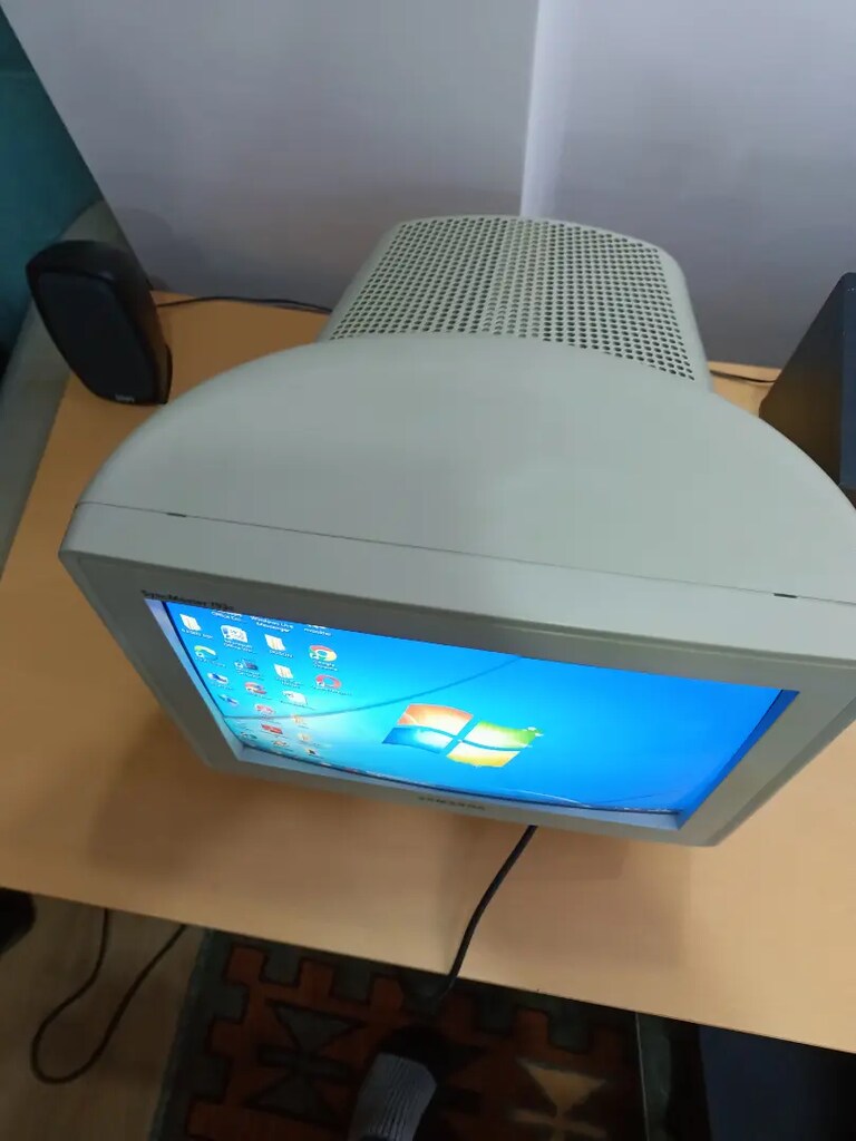 Syncmaster 793s monitör. - 3