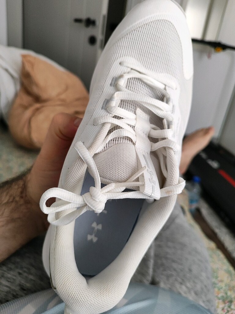 under armour antreman ayakkabısı 43 no beyaz grı sıfır etiketli - 2