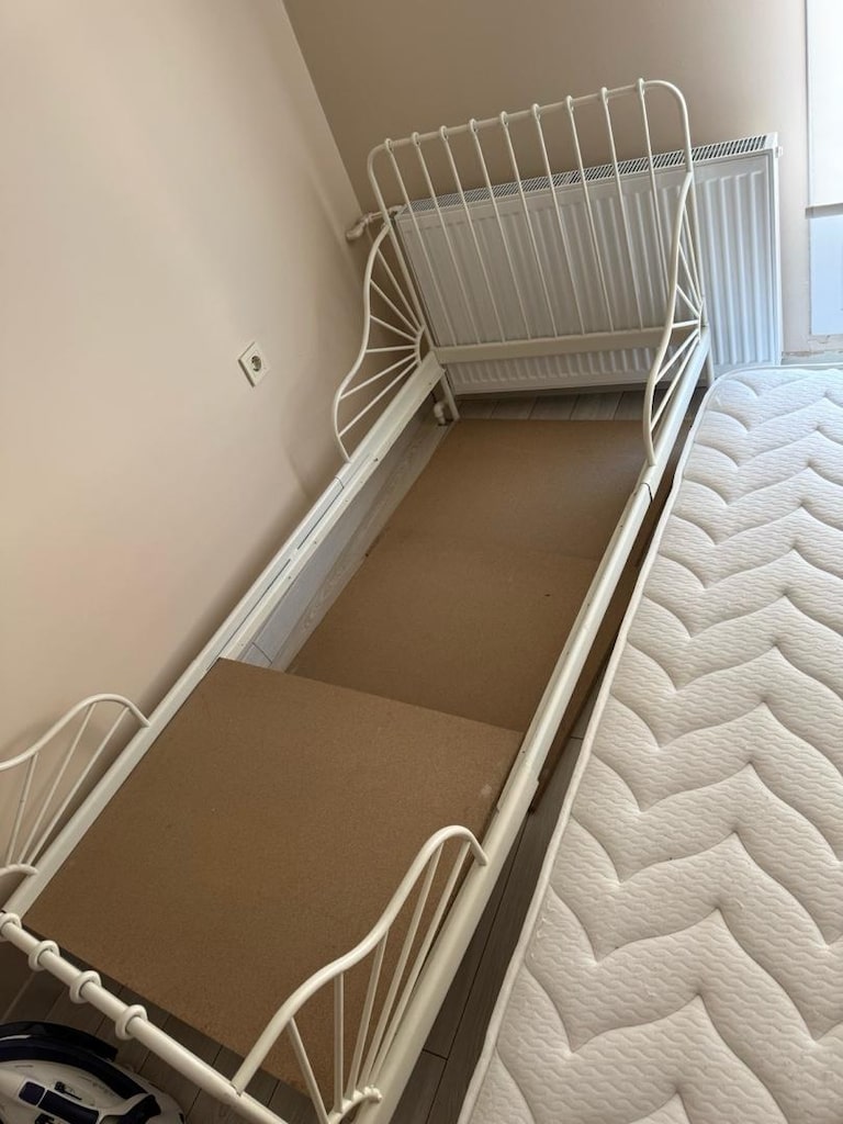 ikea beyaz karyola sorunsuz - 3