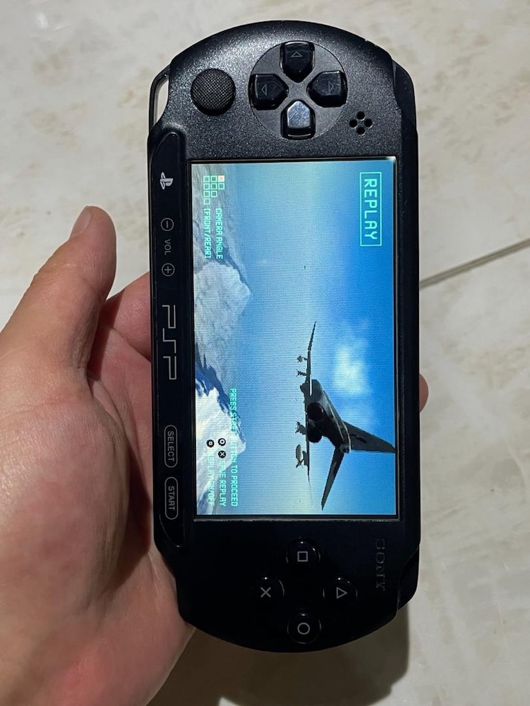 SONY PSP E1004 OYUN MAKİNESİ - 3