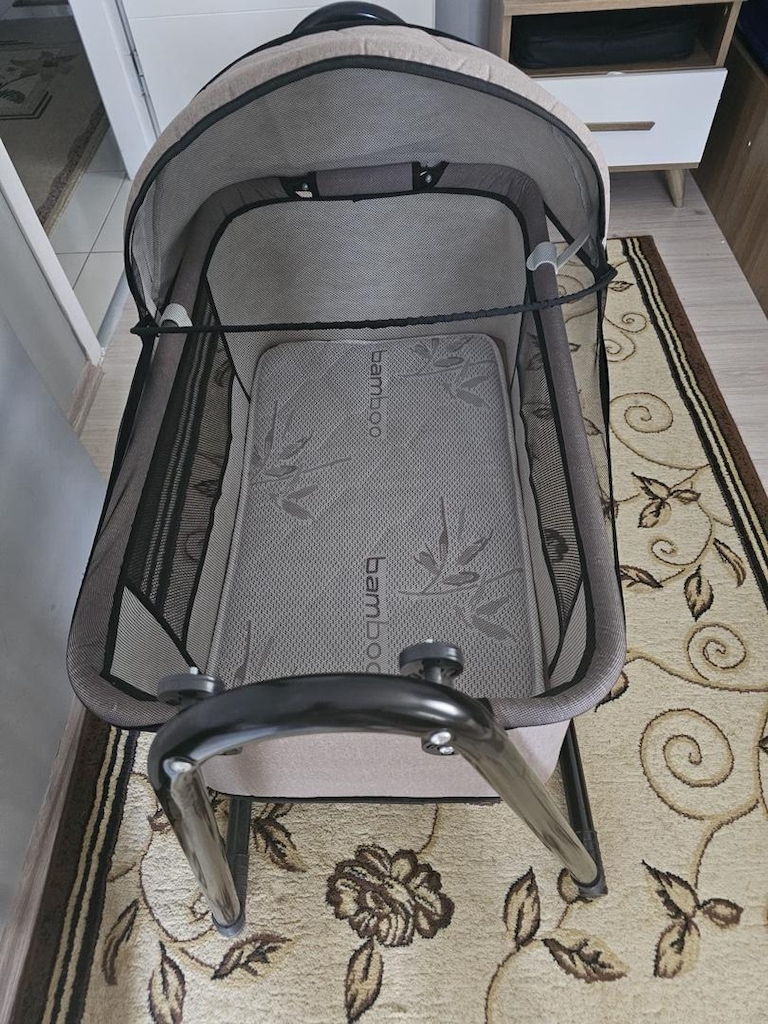 Portatif Bebek Sallanır Beşik - 4