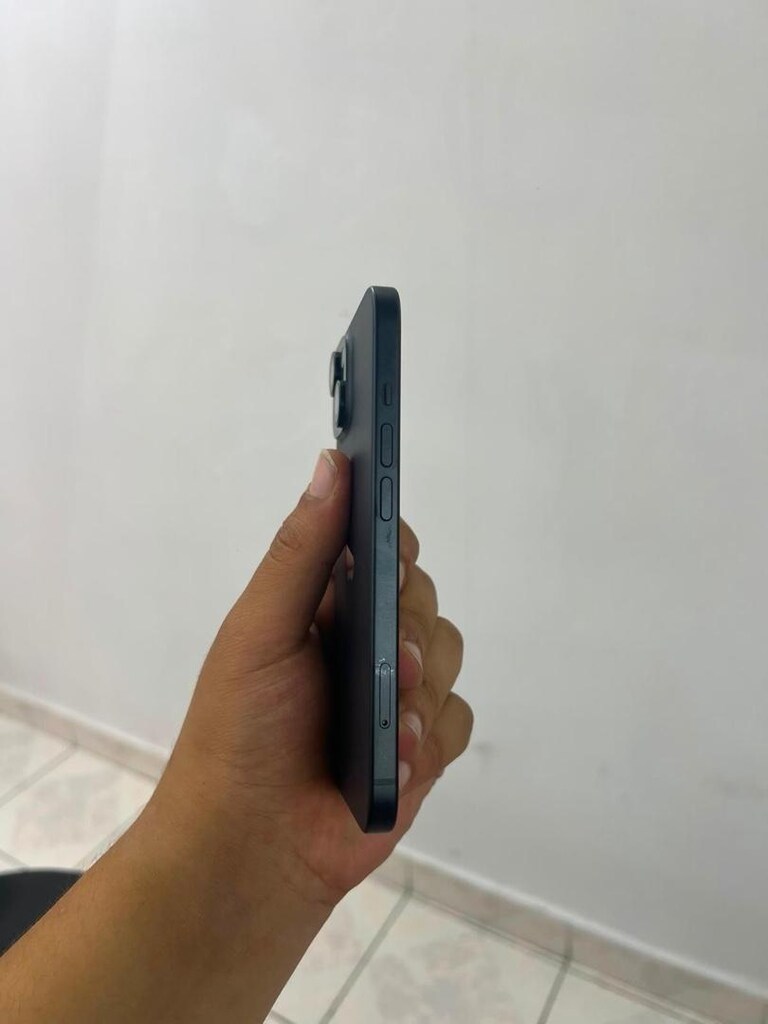 İPHONE 15 256 GB - 2