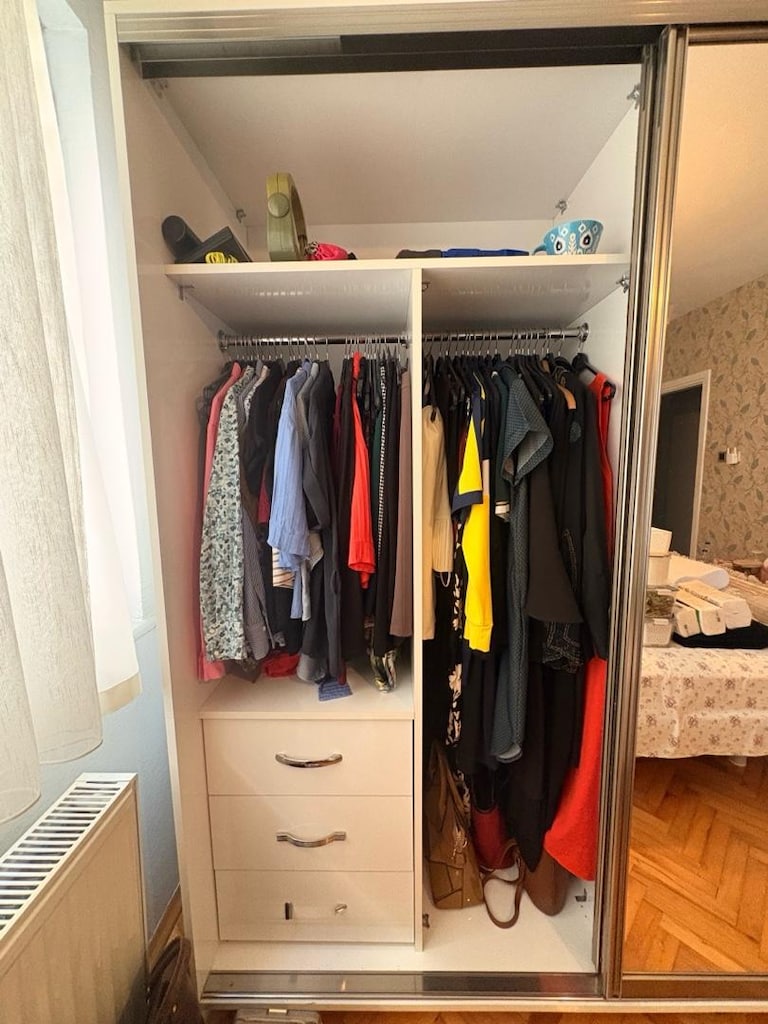 Aynalı Sürgülü Gardırop – Çok Temiz – Çekmeceli - 3
