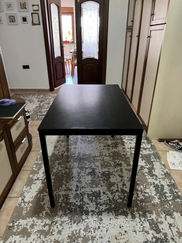 İkea Siyah Masa - 3