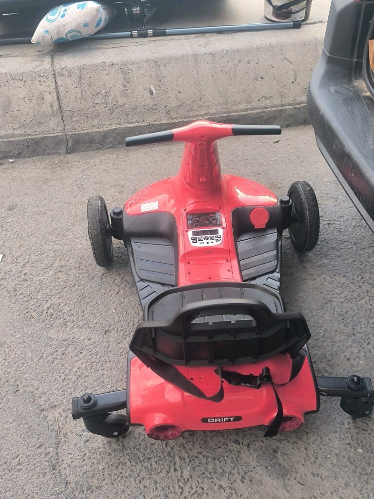 12v akulu drift araba sifir kutusunda garantili cekmekoy - 2