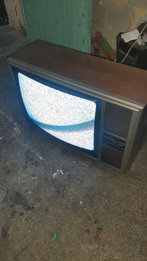 SANYO ANTİKA TÜPLÜ TV - 4