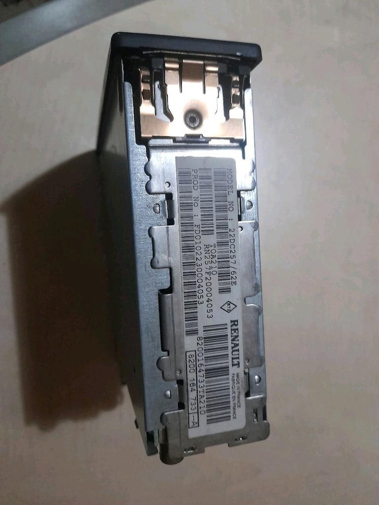 orijinal clio 2 kaset çalar sağlam - 3