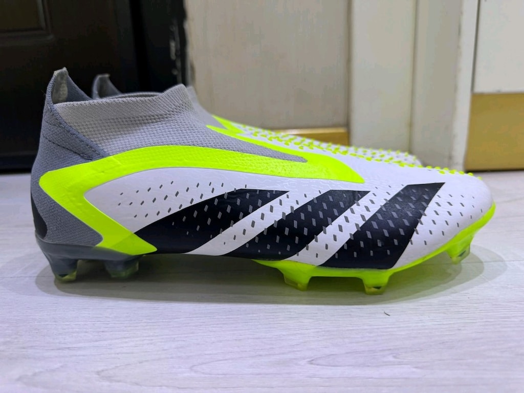 Adidas krampon predator - 2