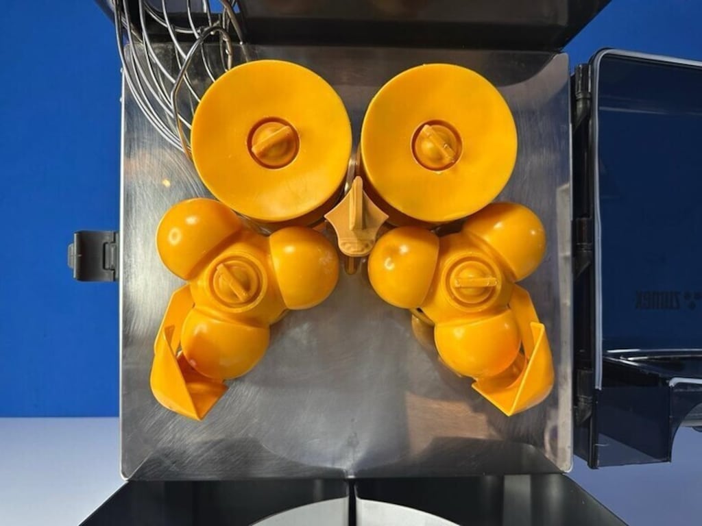 Zumex Versatile Pro Otomatik Portakal Sıkma Makinesi - 4
