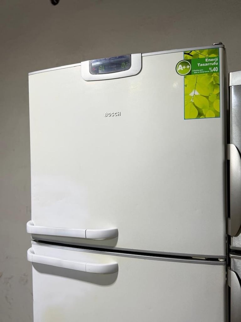 BOSCH MARKA BUZDOLABI TEMİZ SORUNSUZ - 2