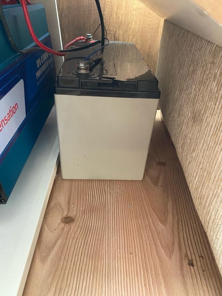 Güneş Paneli Sistemi + 1000w İnverter + 100ah Akü - 3