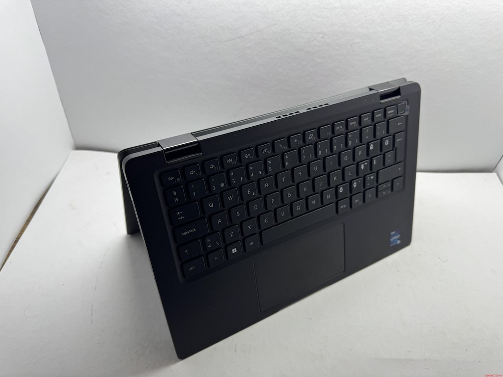 DELL İ7 12. NESİL 16 GB RAM 512 NVME KATLANIR DOKUNMATİK - 4