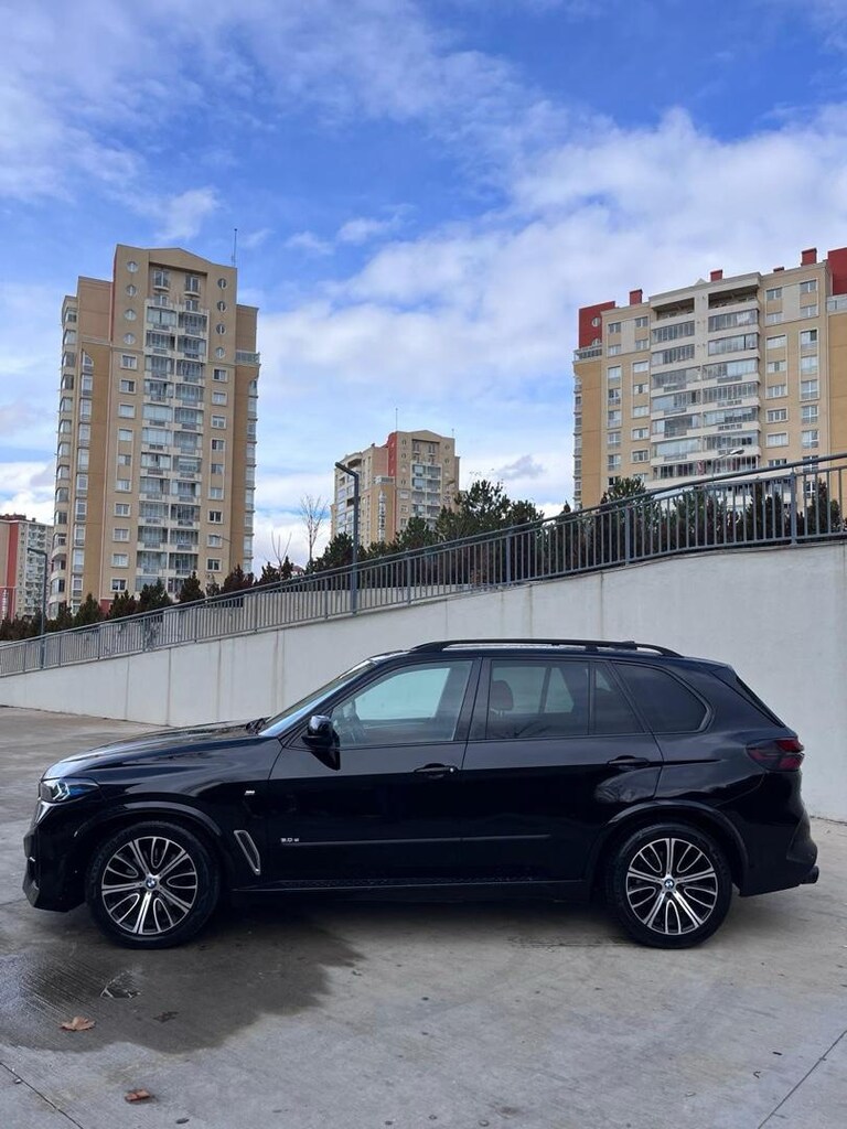 BMW G05 X5M - 11