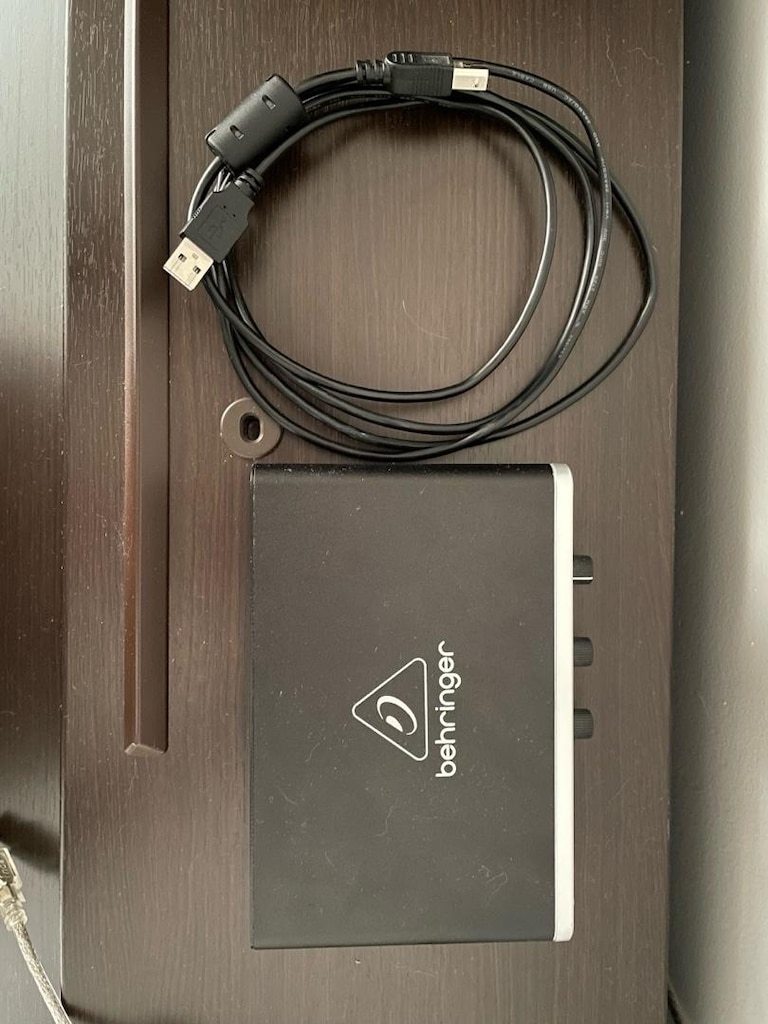 Behringer U-PHORIA UMC22 Ses kartı