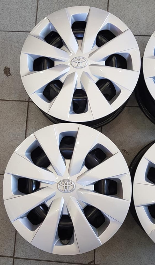 15 5X114.3 TOYOTA COROLLA ORJINAL DEMİR KARA JANT VE KAPAK TAKIM - 4