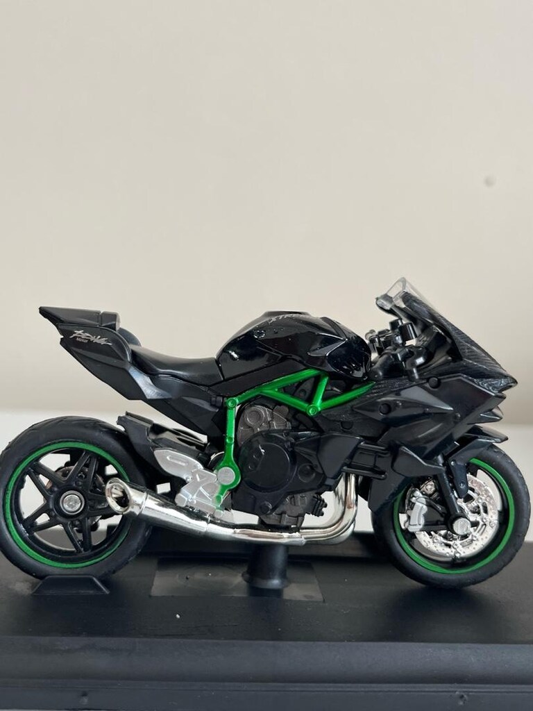 kawasaki h2r motor figürü - 2