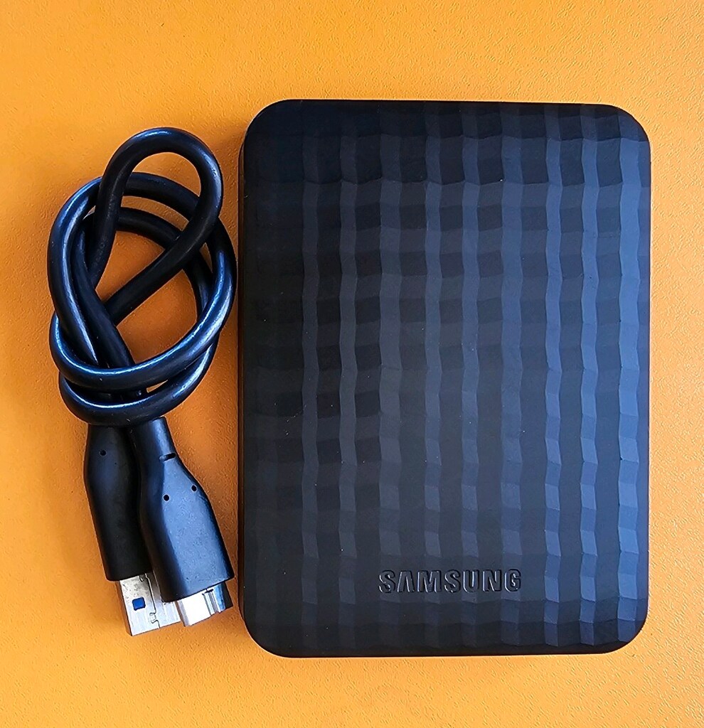 SAMSUNG 2TB USB 3.0 HARİCİ HARDDİSK - 2
