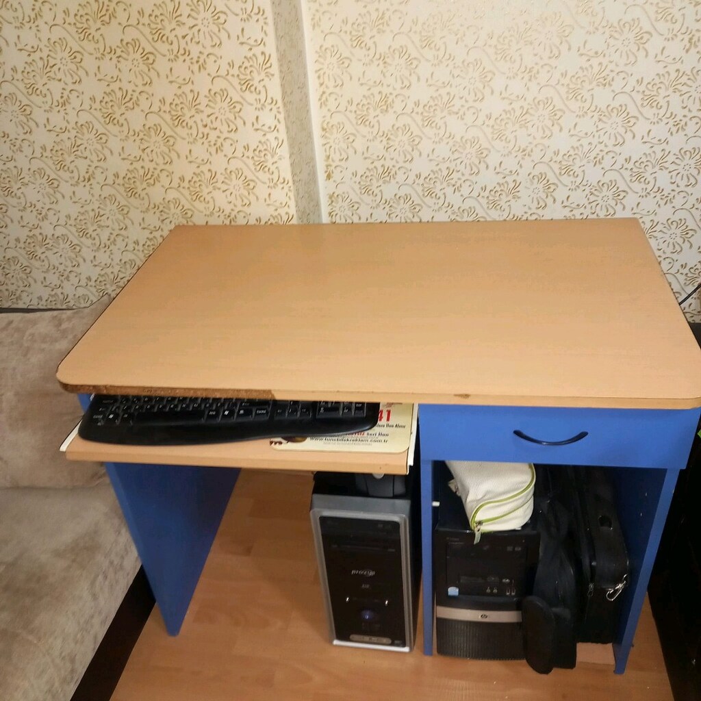 BİLGİSAYAR VE ÇALIŞMA MASASI - 6