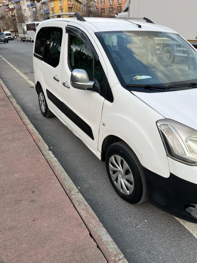 Ctroen berlingo aracımız acil satılık - 3