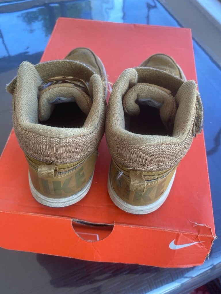 Orjinal Nike Spor Bot ayakkabı 31.5 numara - 2
