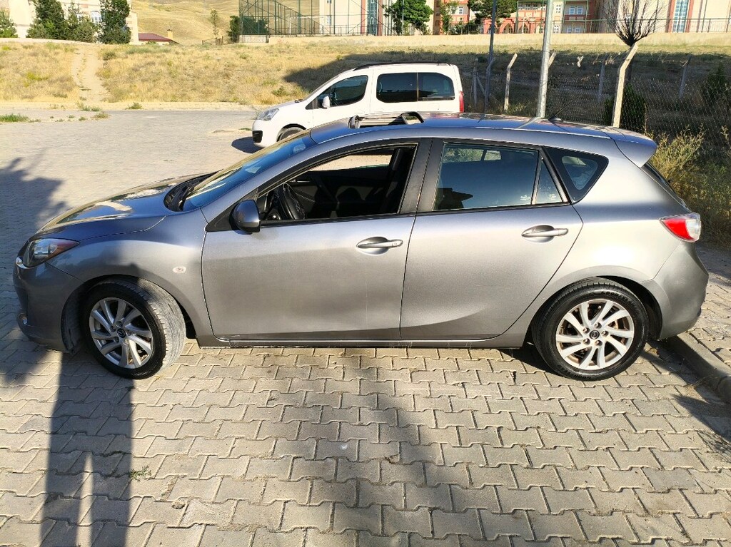 memurdan temiz azz kilometreli Mazda 3 2012 - 5