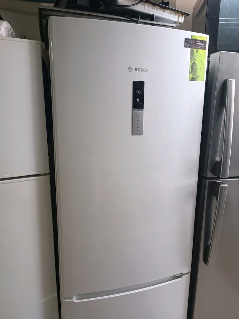 Bosch marka 500 litre alttan donduruculu NoFrost buzdolabı - 3