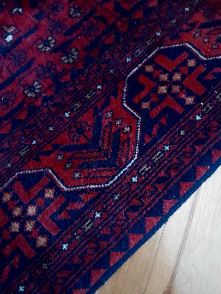 El dokuma İran halı - 7