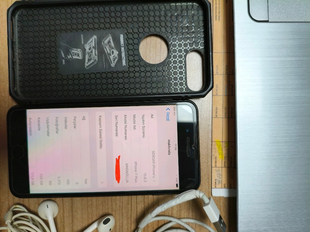 iPhone 7 plus 255gb-kablolu kulaklık -USB kablo-airpods kulaklık