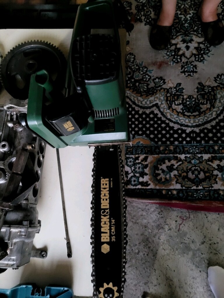 BLACK &DECKER ELEKTIRIKLI TESTERE - 4