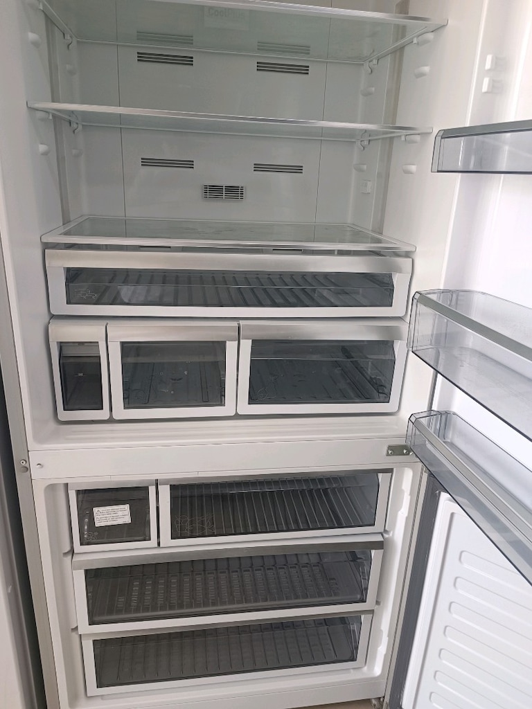 Arçelik Gri Alttan Donduruculu 630 Litre Nofrost Buzdolabı - 5