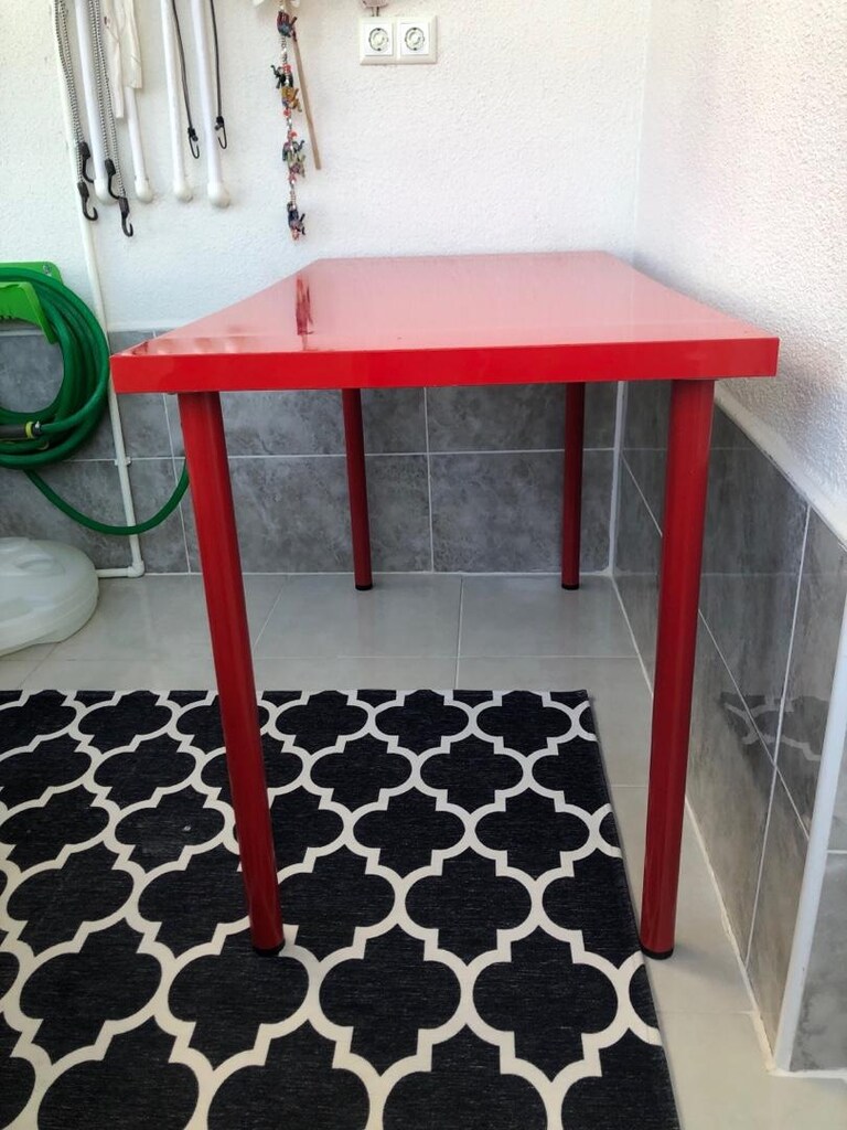 ikea marka 120/60 cm ölçüsünde ayakları vidalı masa - 2