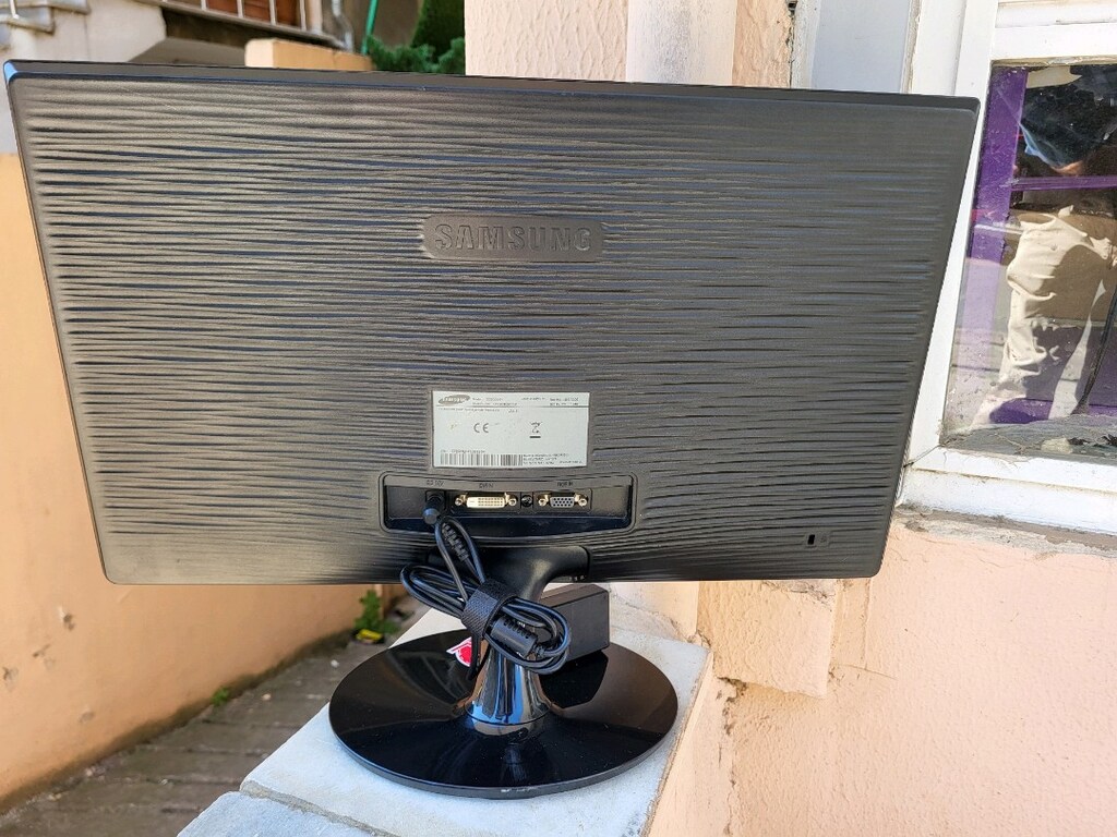 SANSUNG 21.5 İNÇ LED MONİTÖR 14 VOLT ADAPTÖR KABLO DAHİL SORUNSUZ - 6