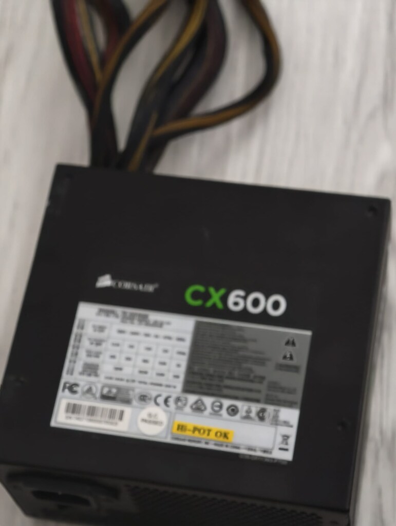 CORSAİR 600 WATT PSU - POWER SUPPLY - 12