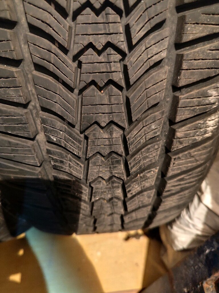 225/45 R 17 LASTİK 1 ÇİFT - 2