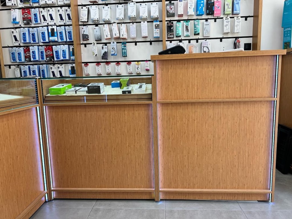 KOMPLE SATILIK TELEFONCU MALZEMELERİ - 6