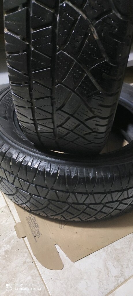 235/60/18 MİCHELİN MARKA 4 MEVSİM DİŞLER HARİKA 2 ADET TOPLAM 2350 tl - 2
