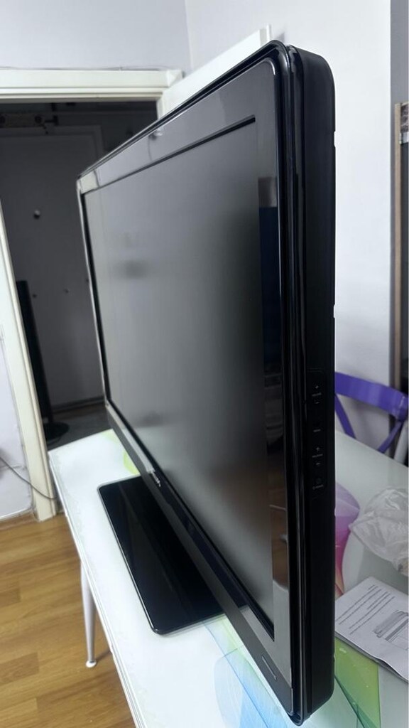 106 HD Ekran tertemiz tv PHILİPS - 3
