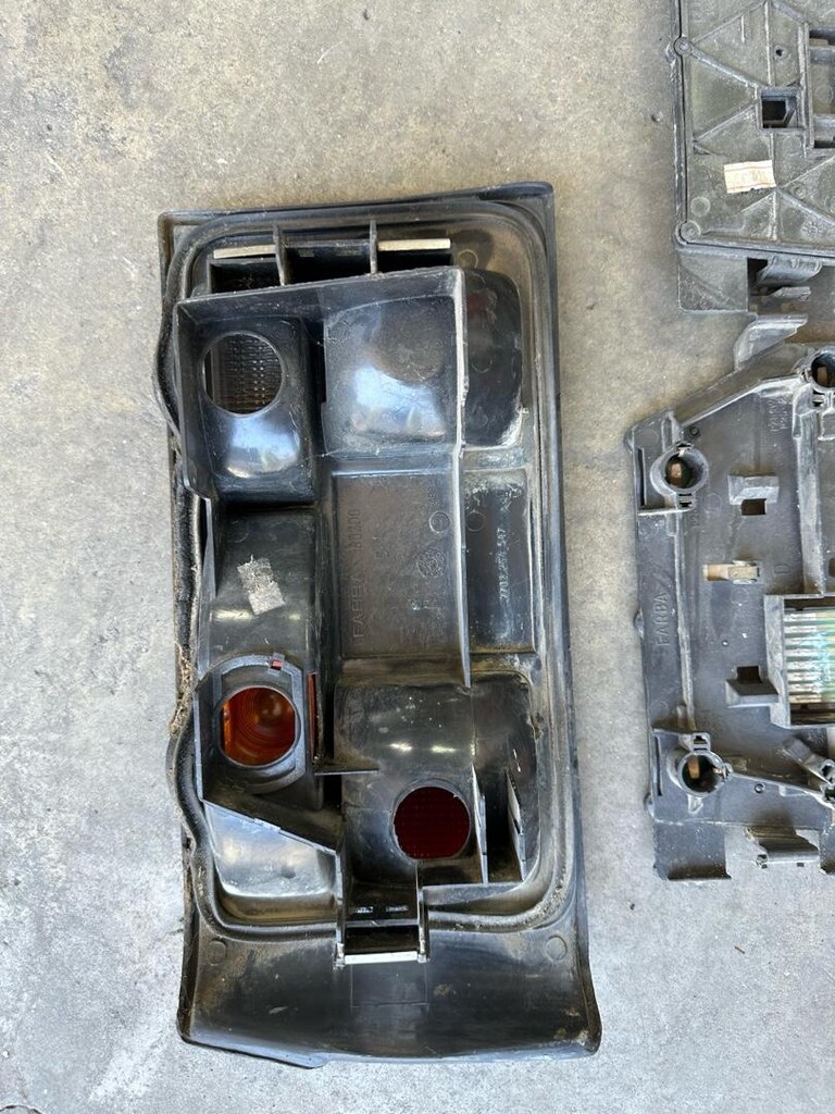 Renault 9 Broadway Fairway Arka Stop Takımı Farba Çıkma - 3