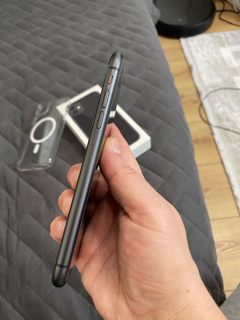 İPHONE 11 128GB SİYAH TEMİZ - 4