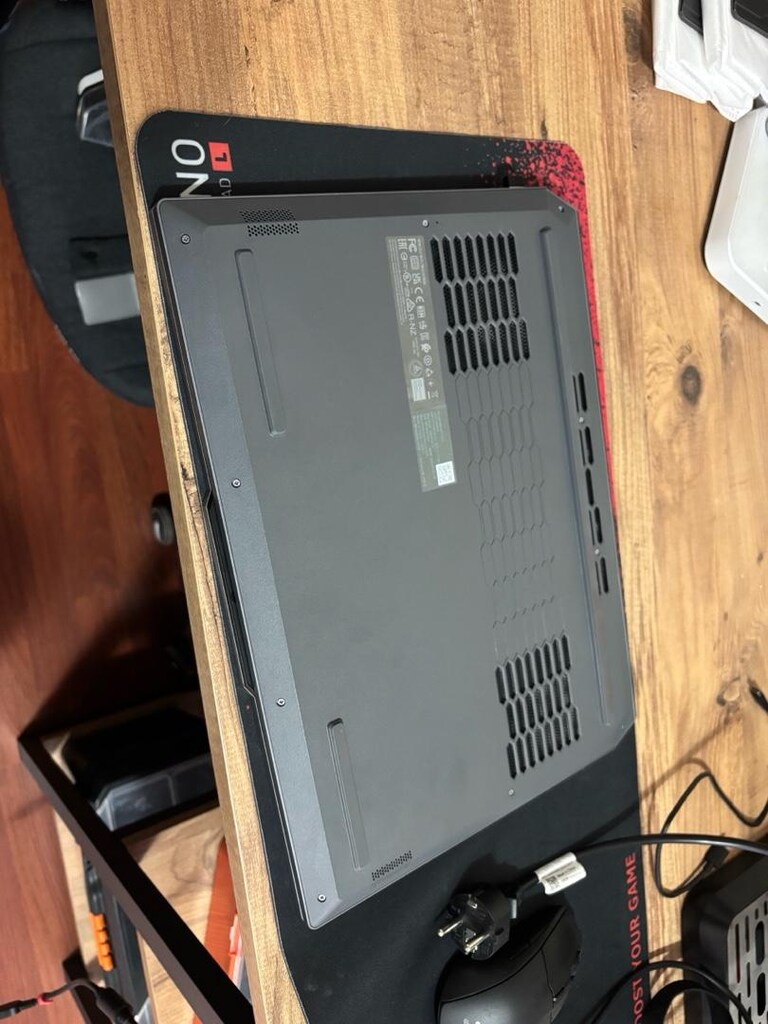 Lenovo Loq 15IRX9 Laptop - 3