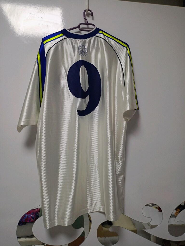 Fenerbahçe forması - 9