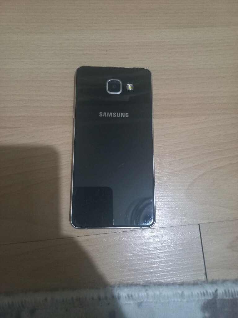 SAMSUNG A510 - 2