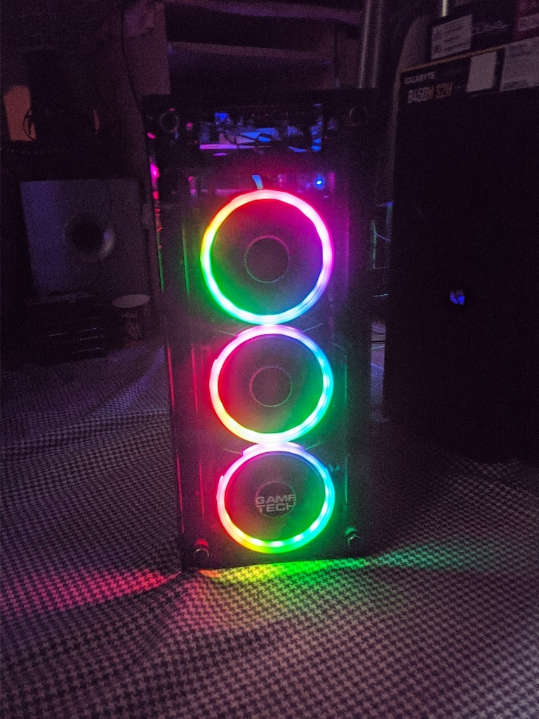 Fx 4.7 Ghz - 16gb Ram - Rx570 Ekran Kartı Gaming Bilgisayar Kasa - 5