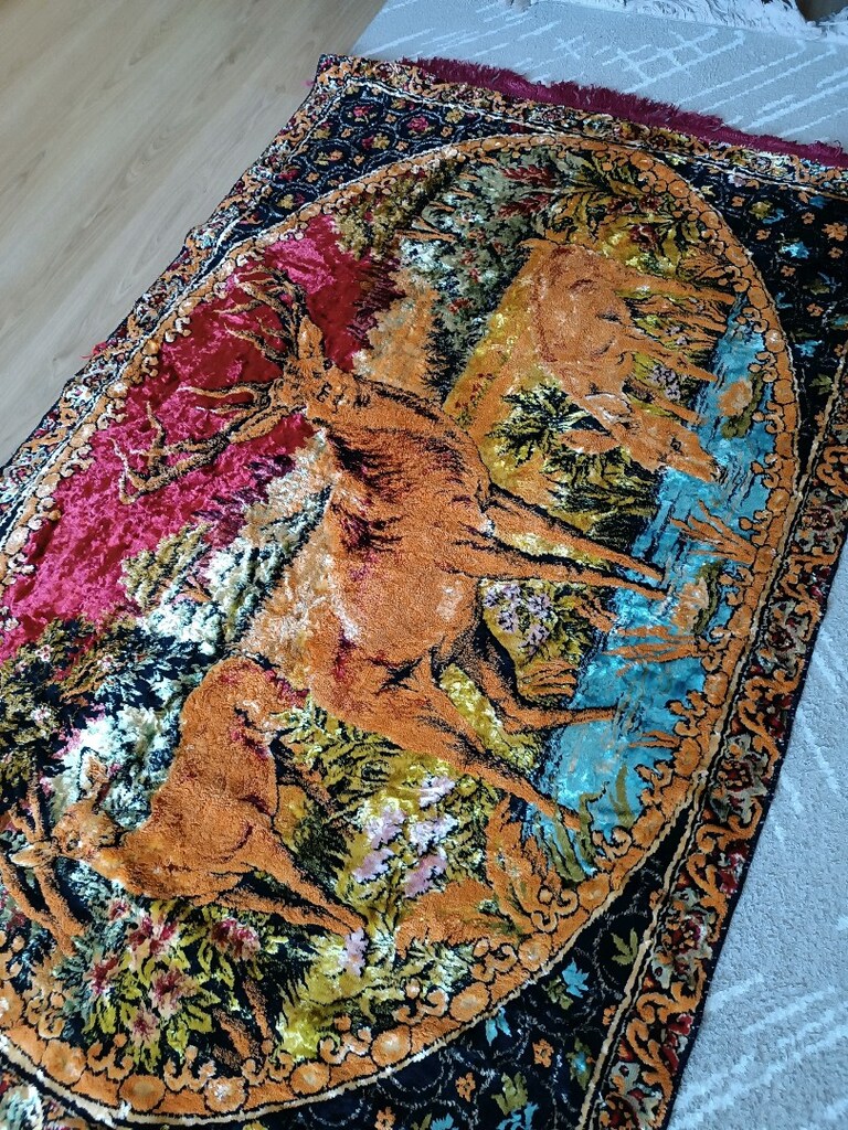 Antika Duvar Halısı - 2